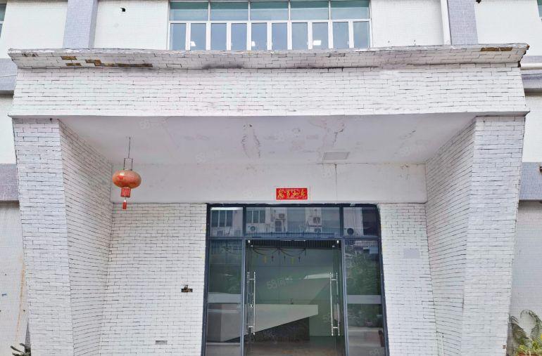 西丽13号线地铁站 新出一二楼复式连层3086平 创意园区