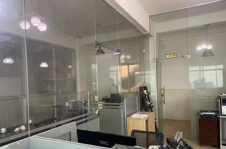 出租龙岗宝龙吓坑办公室仓库宿舍房东直租