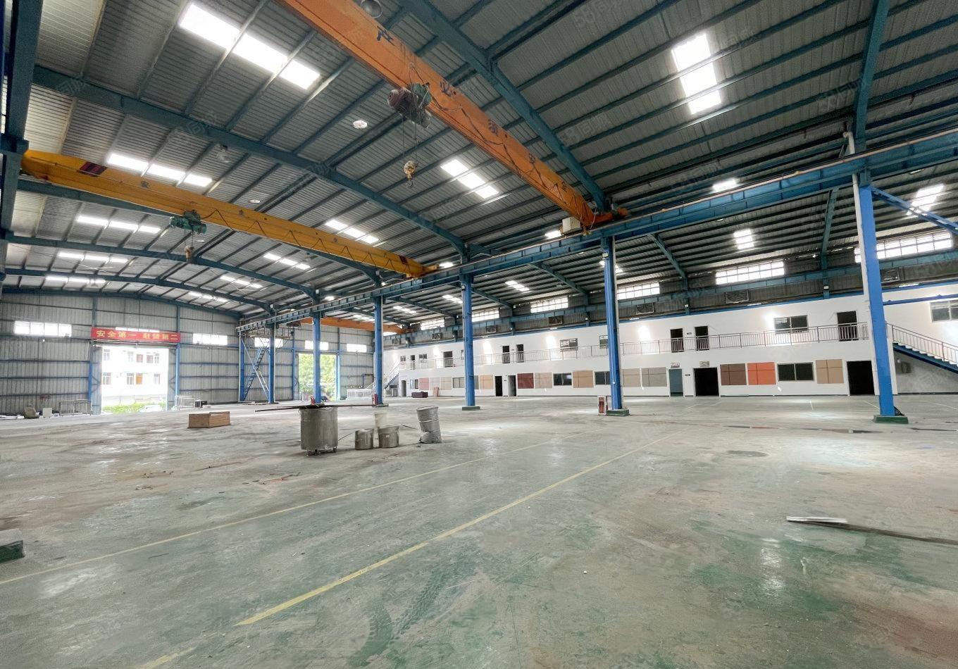 高度12米 西丽独门独院6600平带3个5吨行车 行业不限