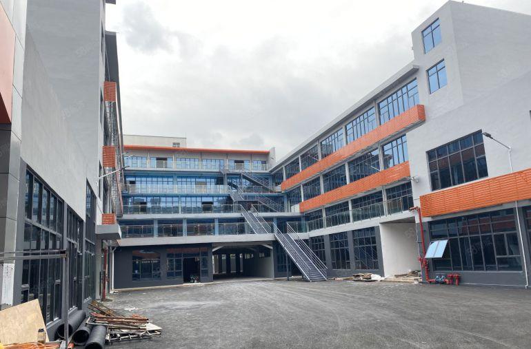 福田八卦岭电商园2000平精装办公室厂房仓库出租