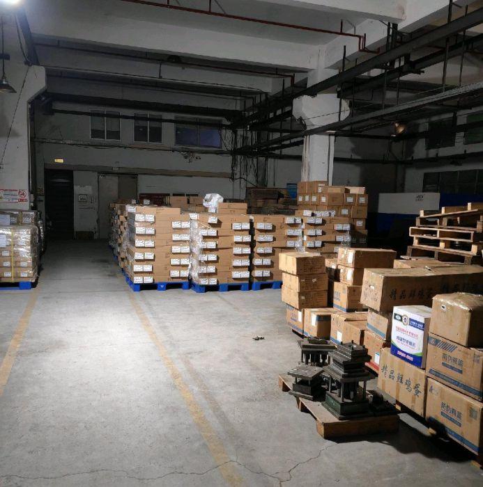 办公室，生产，在一楼可分租，比较方便舒适