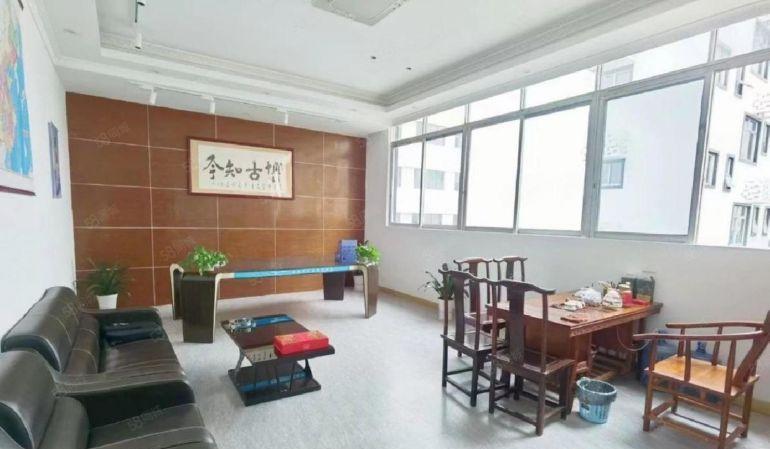 南山300平厂房出租可分租100平起精装修近地铁口