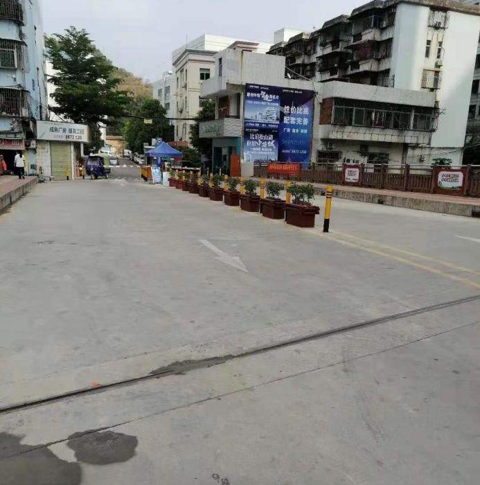 双货梯，6楼，地铁口800米，高速出口2公里