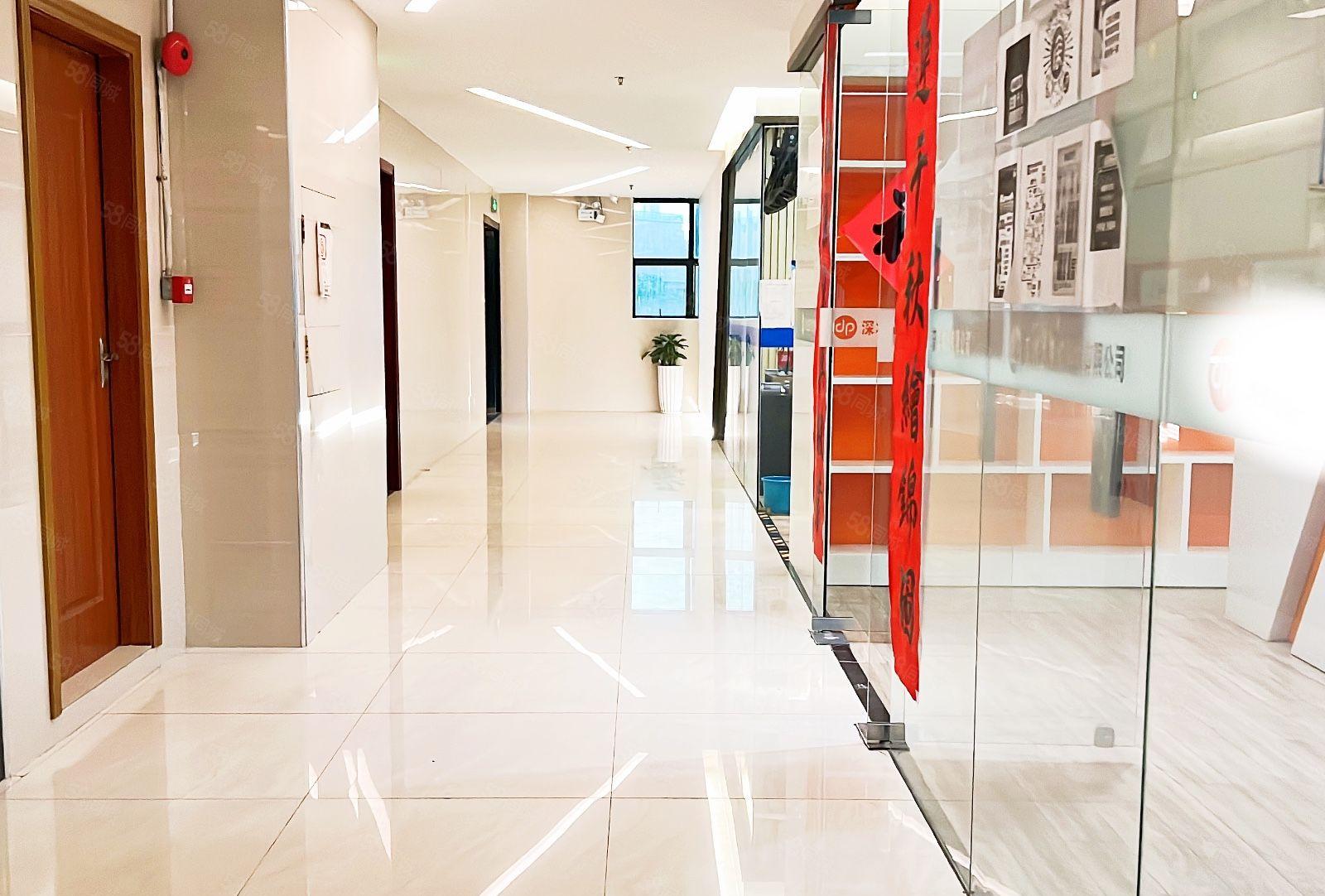 西丽大学城地铁口新出电梯口精装720平 总部研发办公电商等