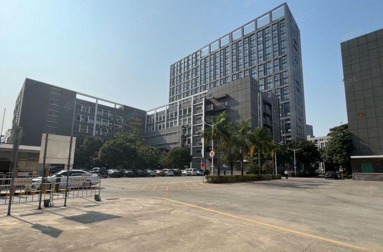 低价出租西丽地铁口红本园区精装修楼上整层1100平，面积实在