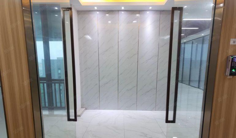 超低价！带红本！南山地铁口精装修800平办公研发厂房出租！