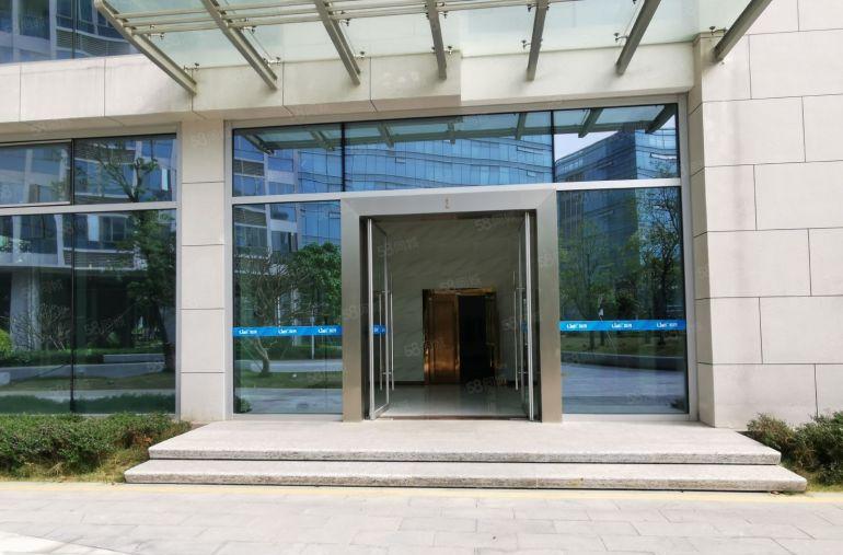 布吉小独栋研发楼厂2100平单层700平，原房东带环评有红本