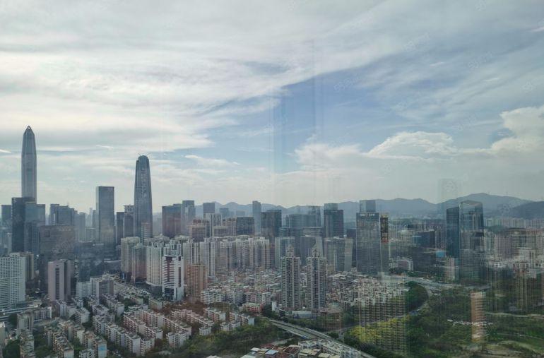 地铁口原房东福田保税区5000平厂房出租100平可分组带装修