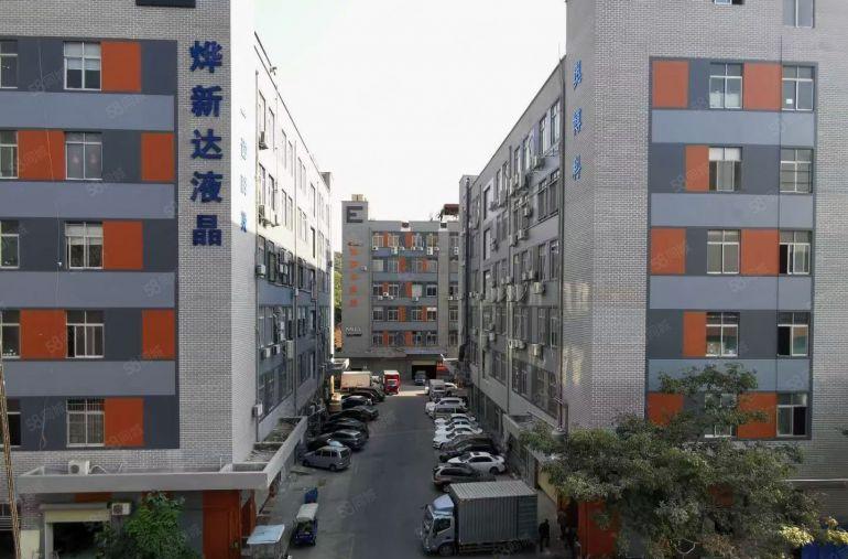 西丽湖地铁附近厂房，仓库2000平大小可分租，仅租28元