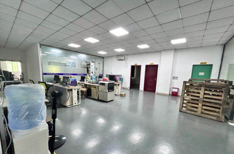 地铁口附近精装700平厂房带现成办公室出租