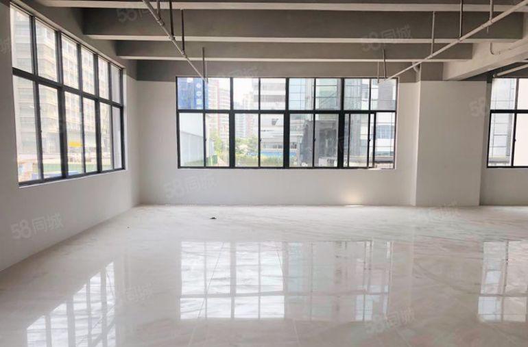 蛇口医院附近 一楼有1800平米物业出租 可分租 公司物业