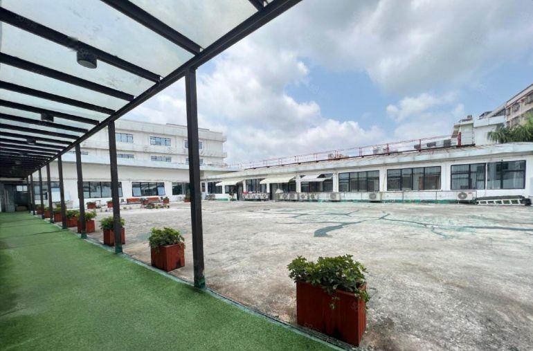 免租半年 南山西丽地铁650平至1380平可分 一手使用率