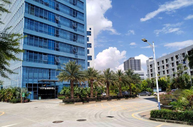 南山西丽科技园新出楼上整层2000平带装修厂房出租 可分租