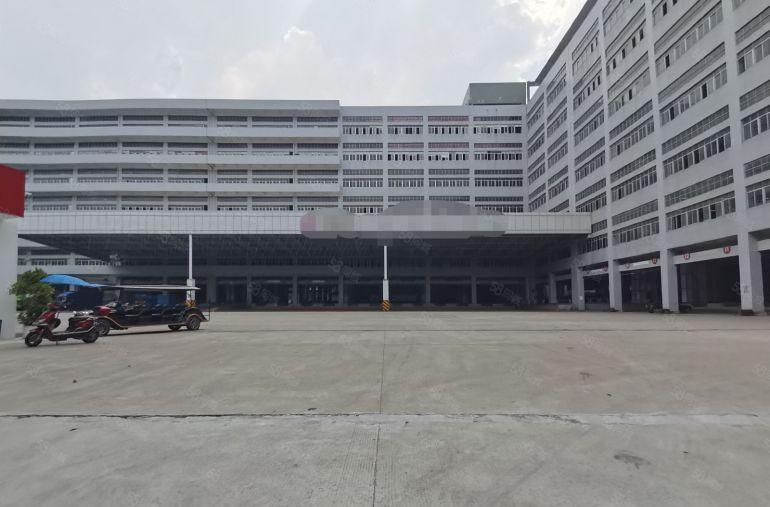 龙华新区主干道边高速路口，地铁站附近标准厂房，仓库，低价出租