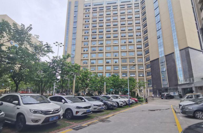 300平起租深圳周边凤岗工业区2000平标准厂房出租仓库招租