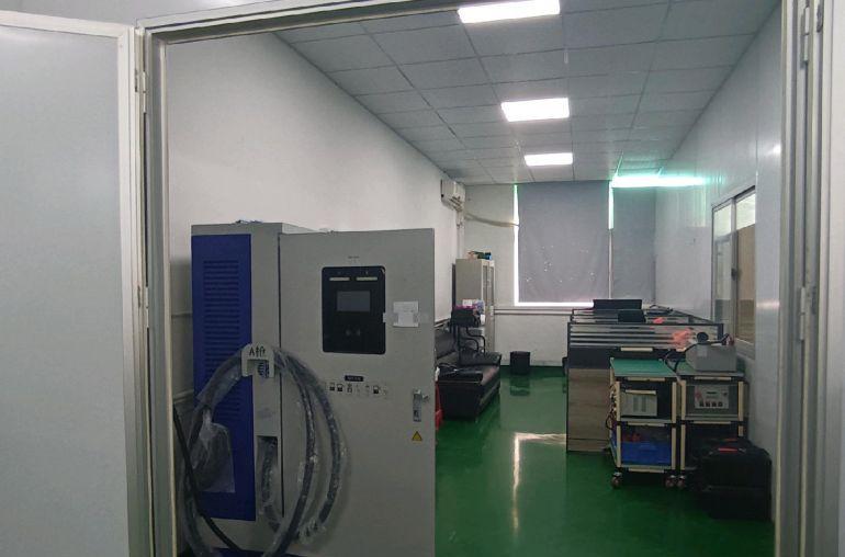 出租1300m㎡厂房