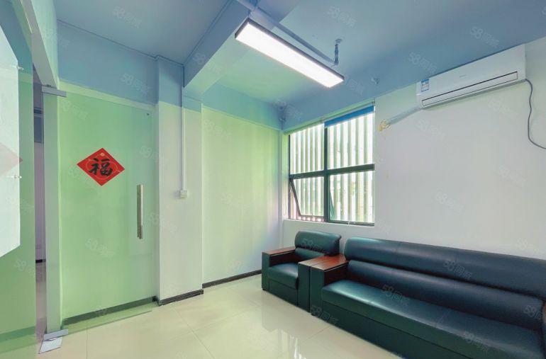 南山西丽大学城地铁口 2加1格局 租金9000全包