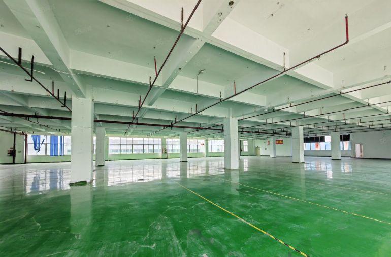 西丽阳光工业区新出楼上2000平仓库厂房出租 可分租