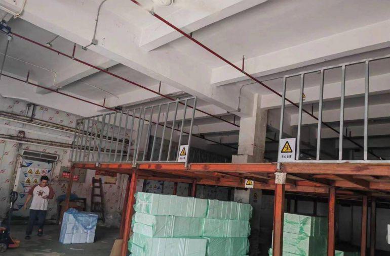 独门独院，交通方便，可进出大车，自带卸货平台