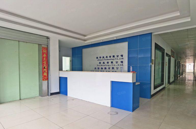 西丽366大街 独院厂房1080平 一手房东 停车非常方便