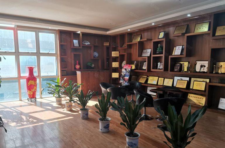 18元起租观澜章阁1000平米精装修办公室厂房出租仓库可分租