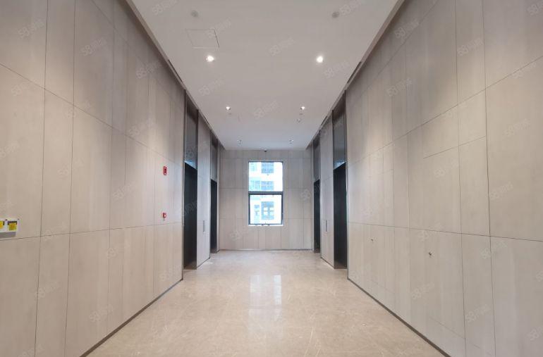 龙岗阿波罗地铁口全新特惠研发办公楼可生产 500平起业主直租