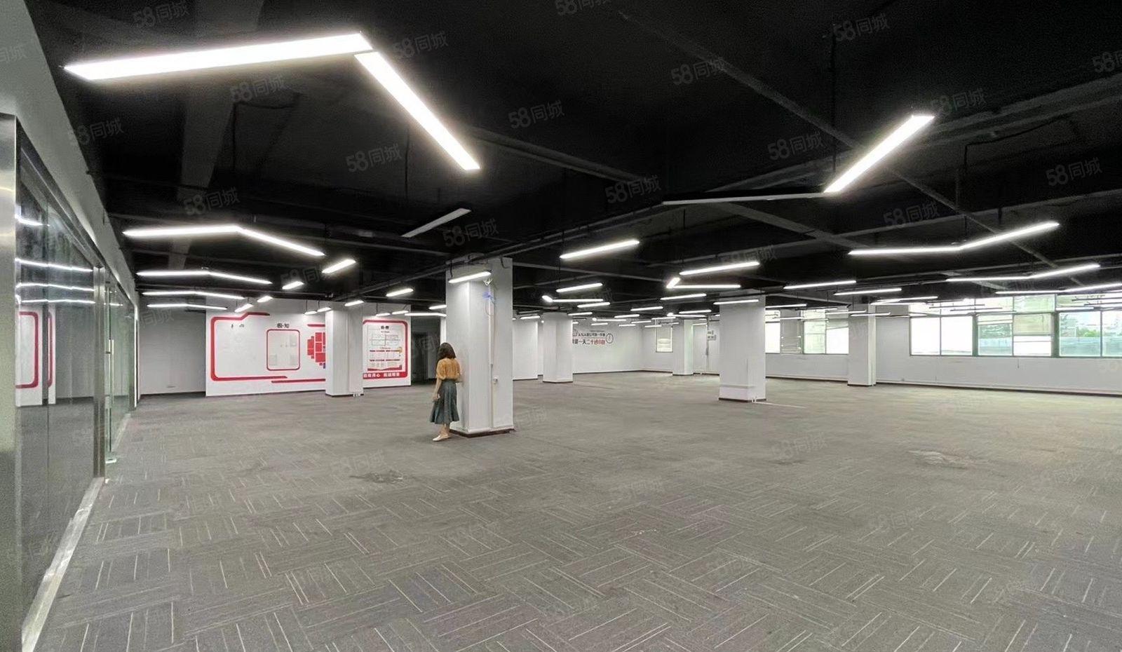 西丽珠光地铁口，一手物业单层1100平至2200平办公室出租