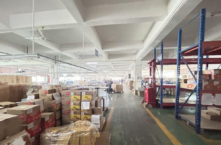 石岩近南山原房东实际面积出租1到3层5100平方厂房仓库出租