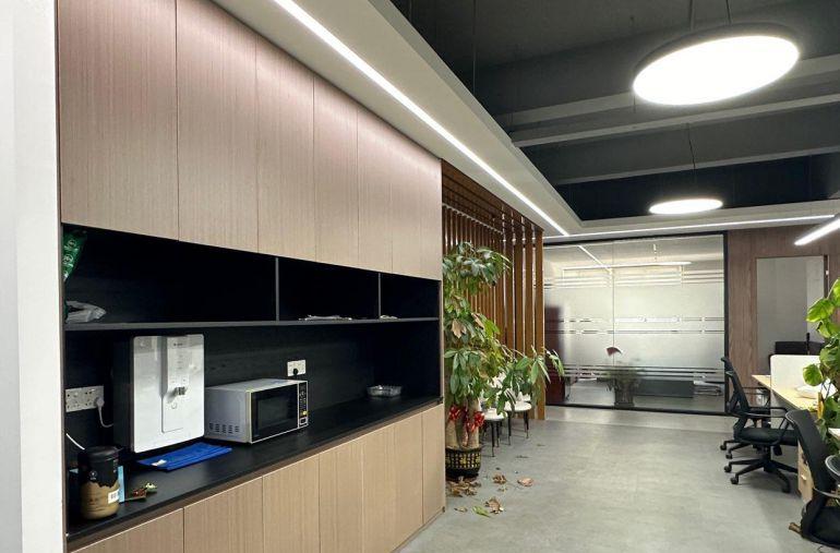 沙井街道京基百纳附近AB栋二楼各1350平方带豪华装修招租