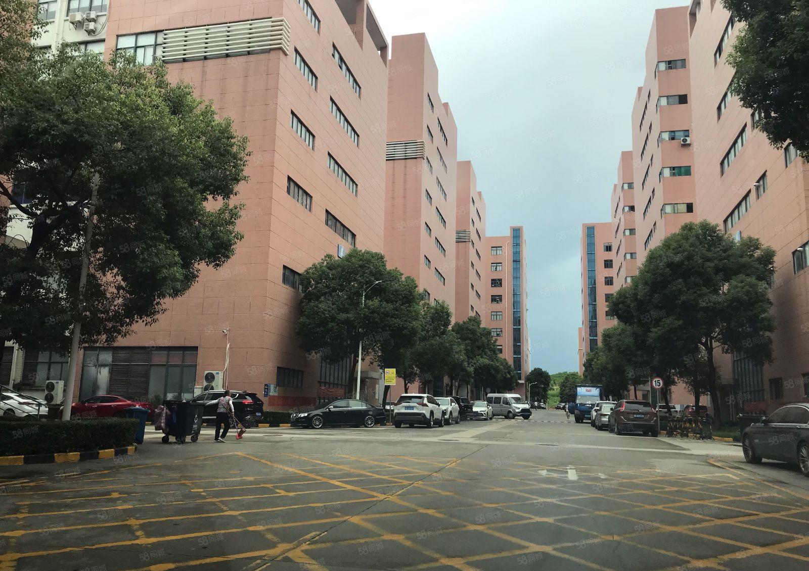 西丽百旺原房东一手物业红本厂房出租二楼2250平米