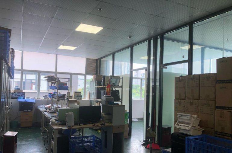 观澜坂田交接处五和大道边5楼380平精装厂房出租