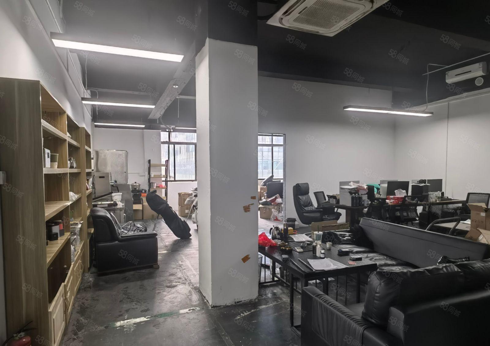 科技园中区，厂房出租，348平米，可以定制装修