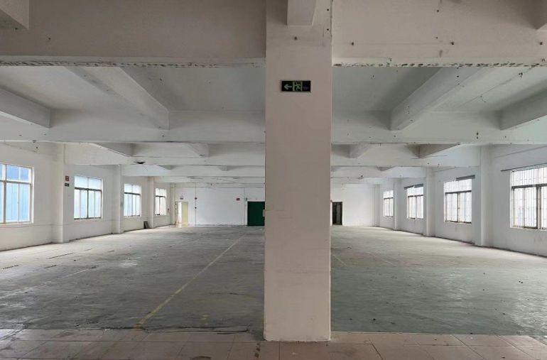 （一手无差价招租）龙华核心区工业园二楼厂房1500平方