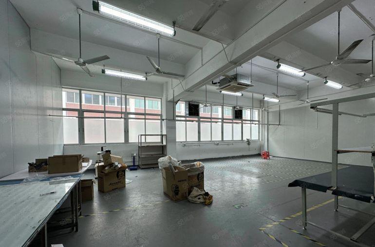 南山铁口附近原房东红本厂房2000平可分租