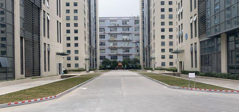 南山科技园精装修办公厂房出租一楼仓库可分租