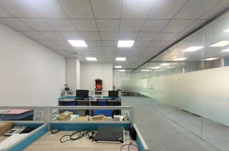 西乡鹤州，恒丰大型工业园楼上650平带现成装修厂房，拎包生产