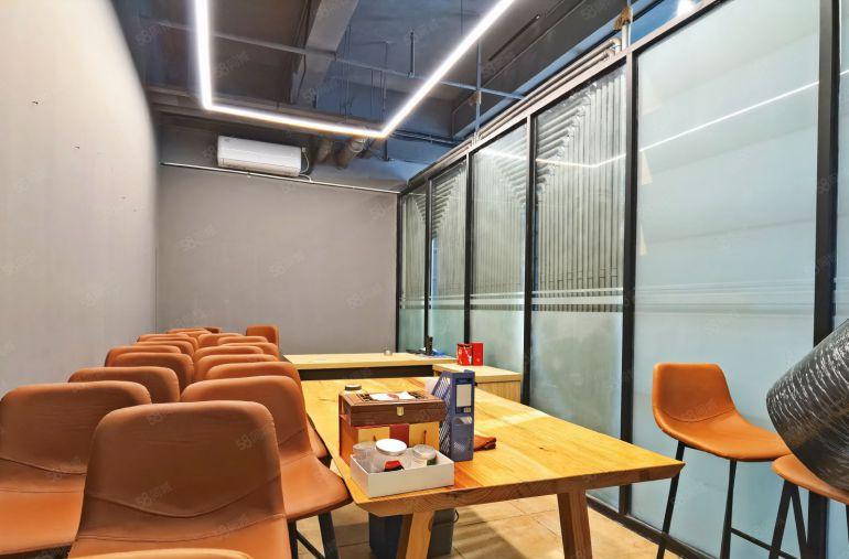 科技园350平一楼精装修厂房新出，可明火做饭，不限行业