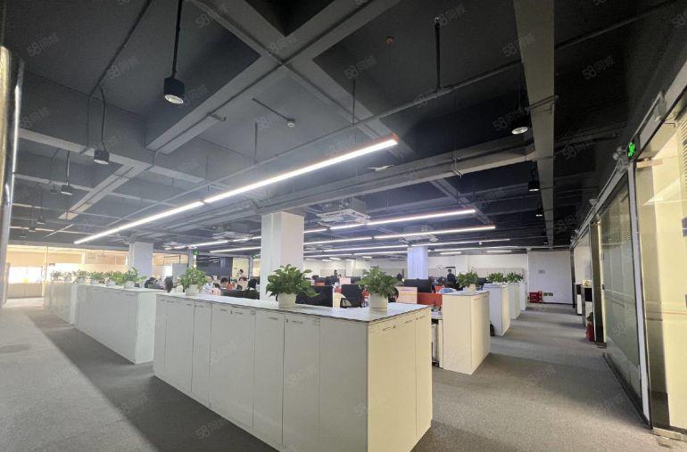 车公庙地铁口整层2288平可分租精装修租金85元超高使用率