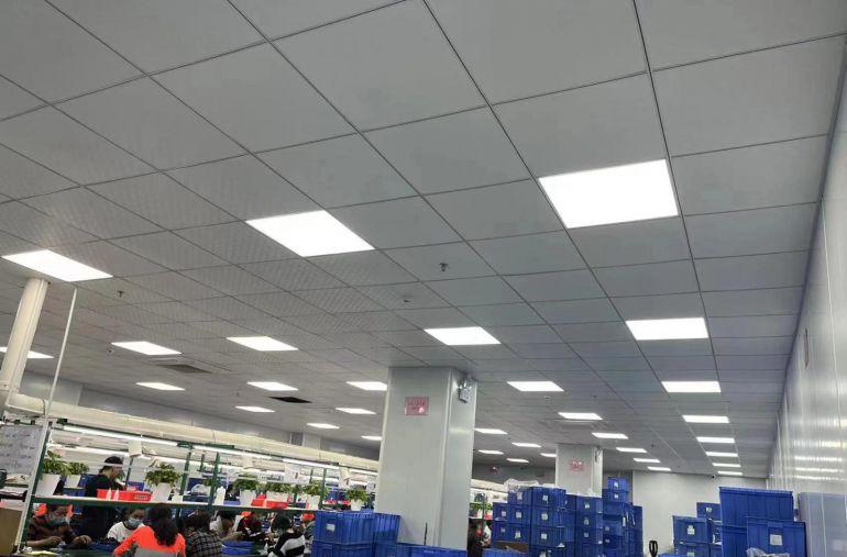 出租！位置新桥万丰98工业城1650平价格便宜厂房办公室