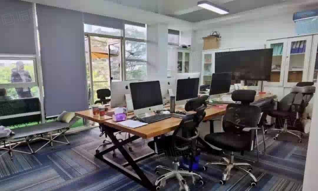 深大站 软件园150平租65元 带独立阳台 可注册备案