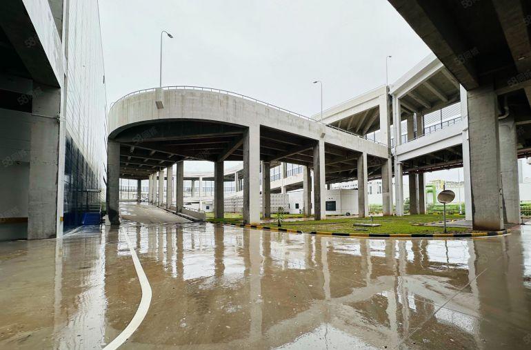 1000平起凤岗层高9米物流仓坡道仓出租配卸货平台可进拖头车