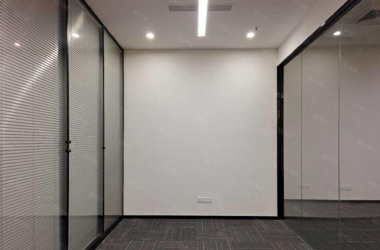 大学城地铁5号线有156平262平312平整层4550平新装