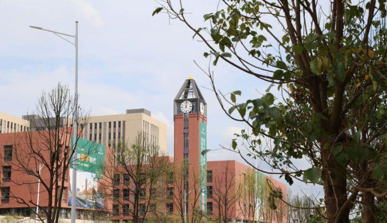 深圳周边东莞塘厦全新花园式厂房40万平，100平起租，价格低