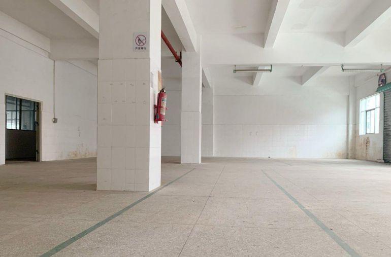 业主出租利好工业园隔壁厂房 电商办公室 仓库（可整租或分租