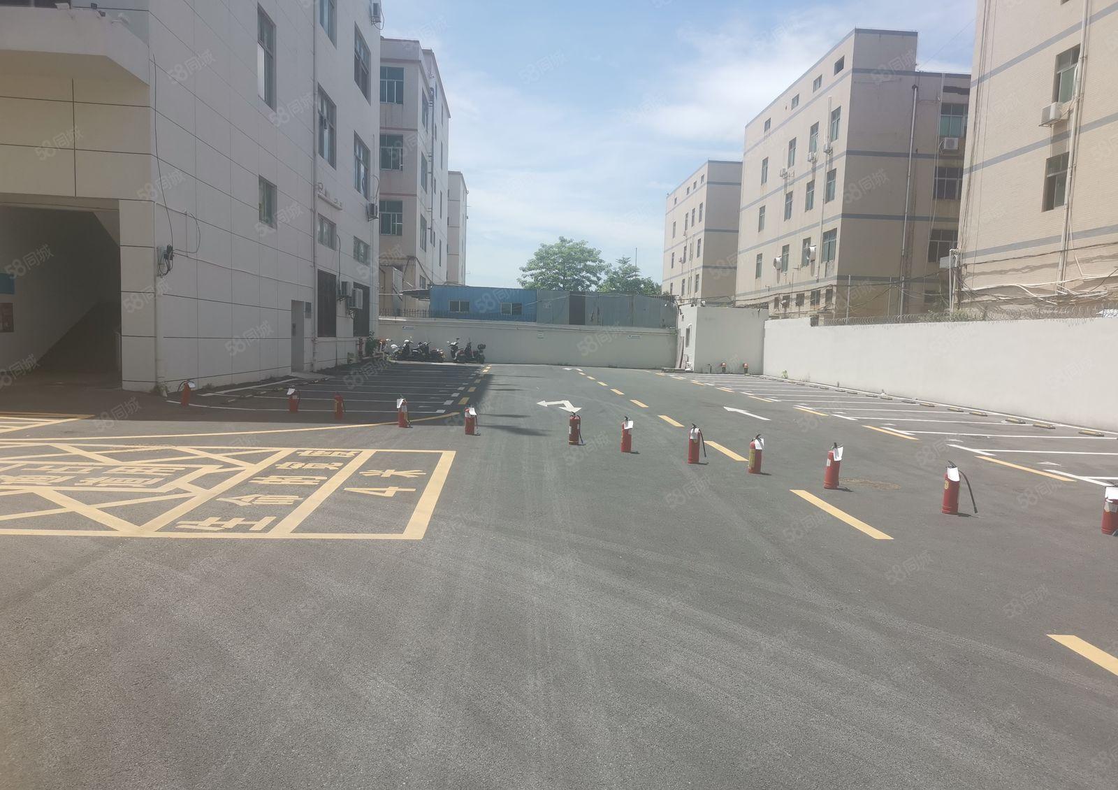 福永新和楼上750平精装修原房东红本厂房仓库出租周边配套齐全