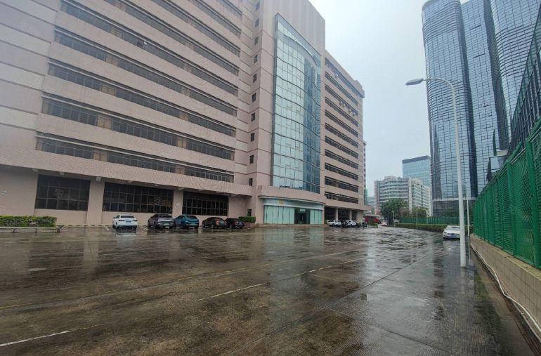 盐田沙头角厂房310平，有消防喷淋采光充足，适合各种生产办公