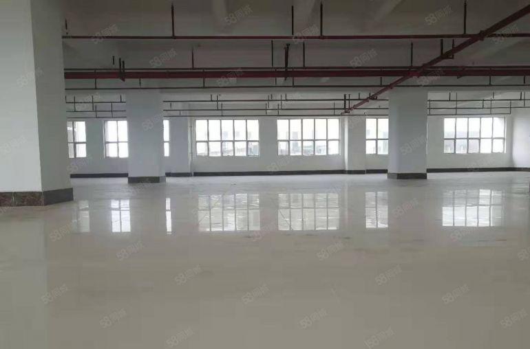 布吉14号地铁出口就是厂房，99平到999平都有，电子手机壳