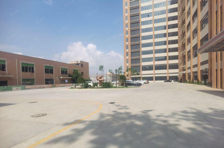 凤岗五联靠近平湖原房东全新独院厂房出租3000平方可分割