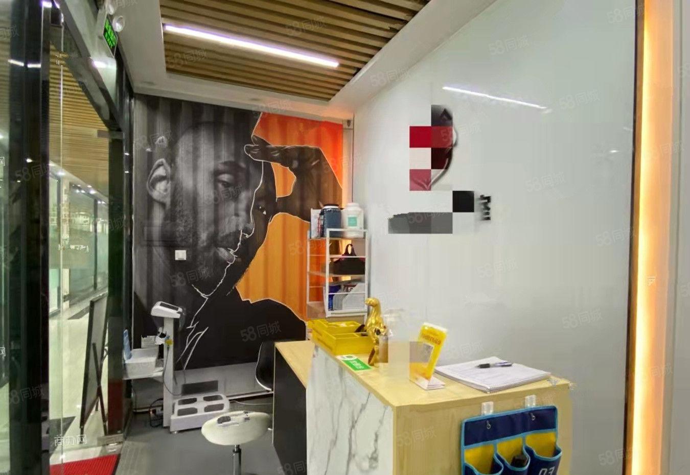 深大站 麻雀岭210平 租49元可备案 户型方正