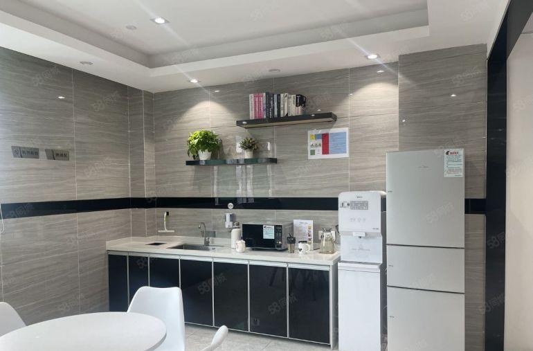 精装带家私办公室 5号线西丽地铁站，7号线茶光地铁站